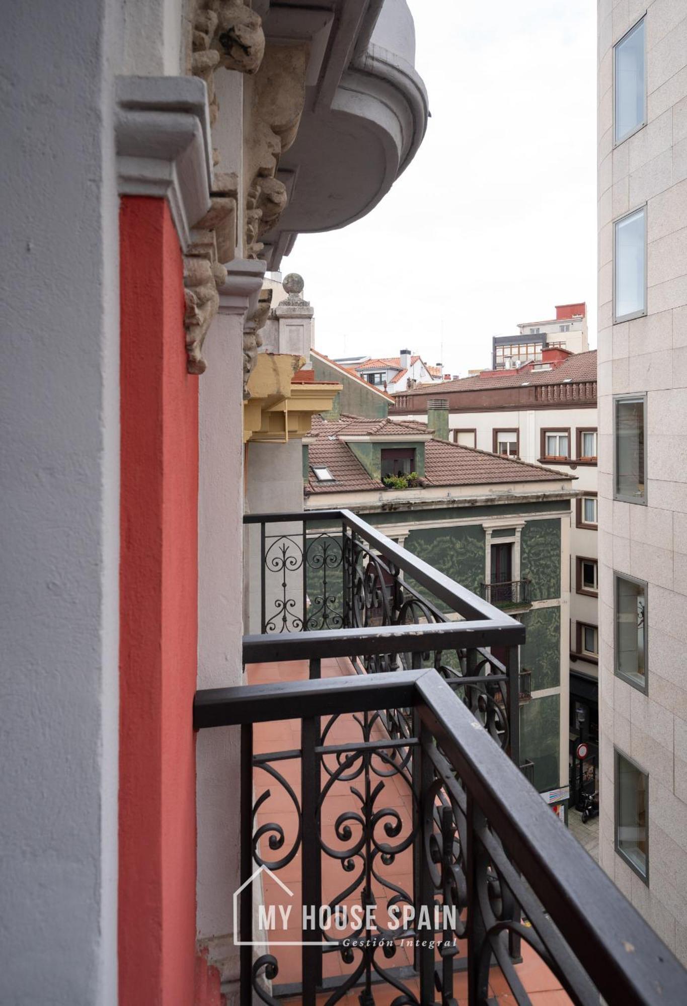 Myhousespain - Nuevo Apartamento En El Centro Хихон Екстериор снимка